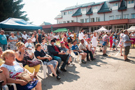 Zväčšiť fotografiu -  župan odovzdal ďalšie dva život zachraňujúce prístroje - TSK_vikend_nedela (8)